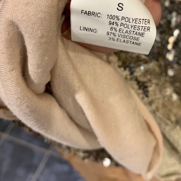 Gold sequin dress - Picture 3 of 3